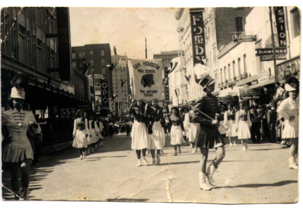 Sammies in the April, 1951 Fiesta Parade